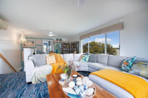 Blue Bay View Surf & Sauna Stay